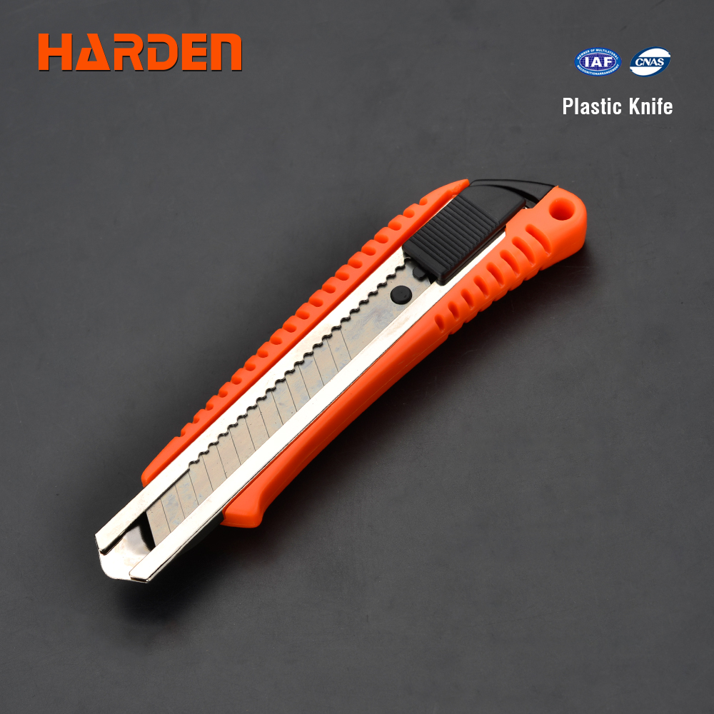 Knife Plastic 18mm HARDEN 570306