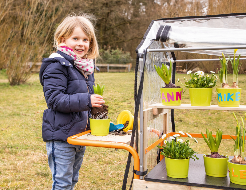 Mobile Greenhouse Little Gardener Mobile Water Table BELEDUC 62010