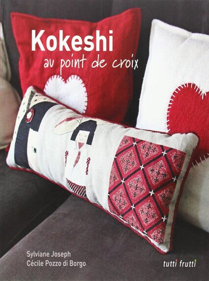 Kokeshi au point de croix