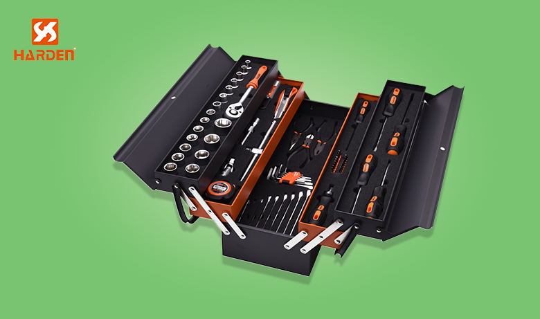 77 Piece Tool Set