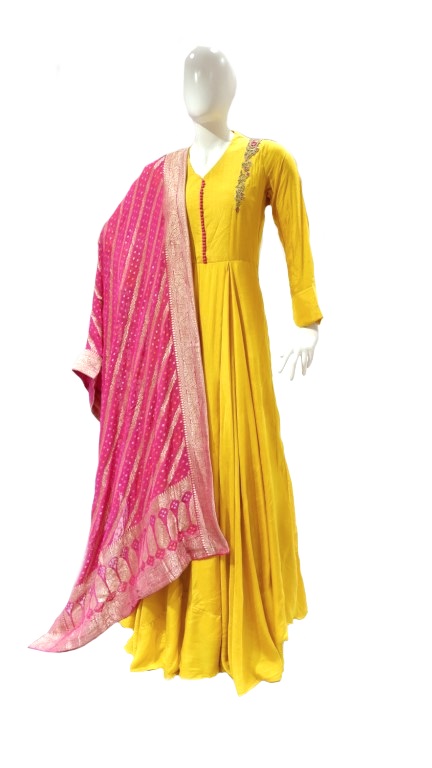 LAD CHURIDAR-SYN/GOWN-LP CHURI LS-RTM 02/20-39