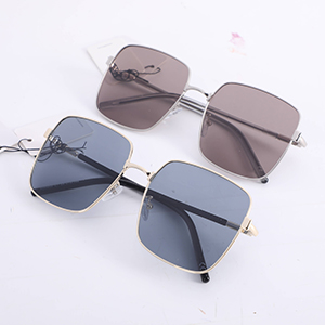 Square Metal Polarized Mens Sunglasses