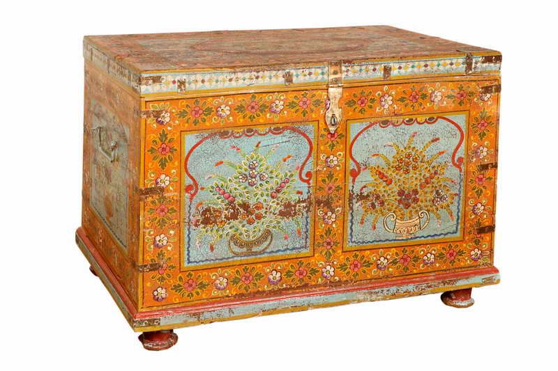 BASTILLE - TRUNK HAND PAINTED 95 X 60 X H 71 CM