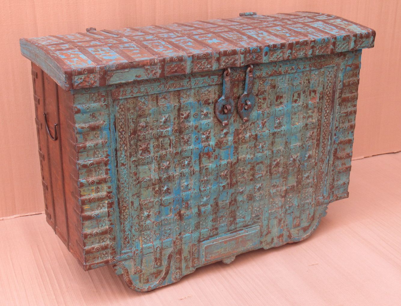 ENCHANTEUR - TRUNK BLUE IRON FITTED PITARA 118L X 46W X 84H CM