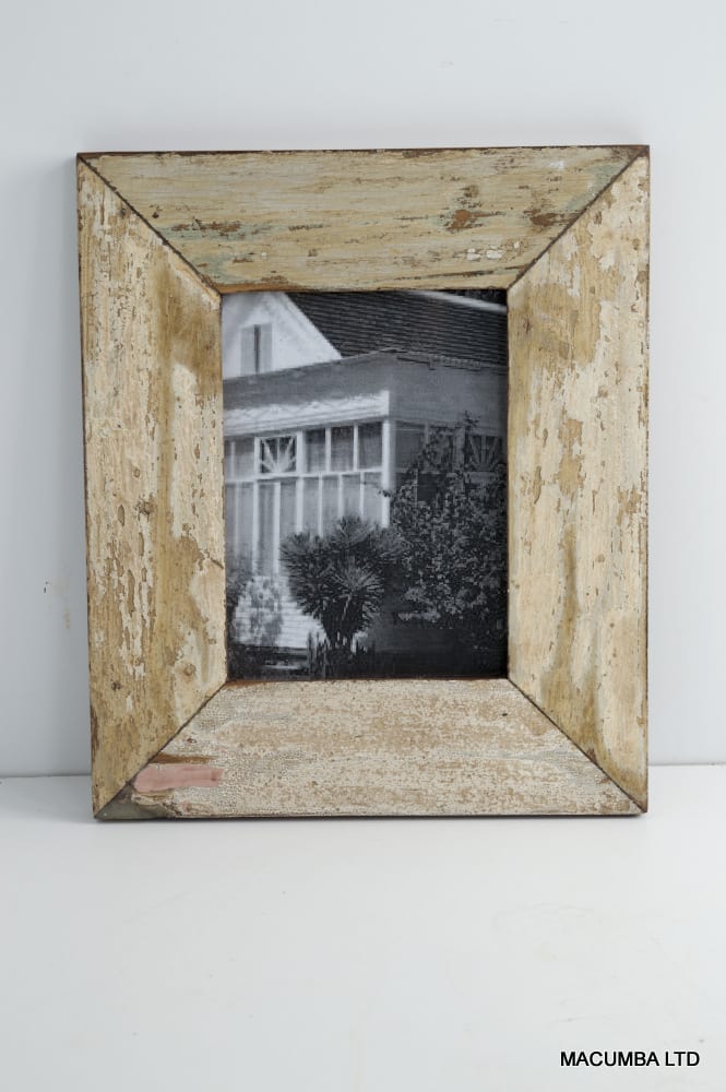 COMODO - PICTURE FRAME X 1 IN SCRAP WOOD 34 X 29