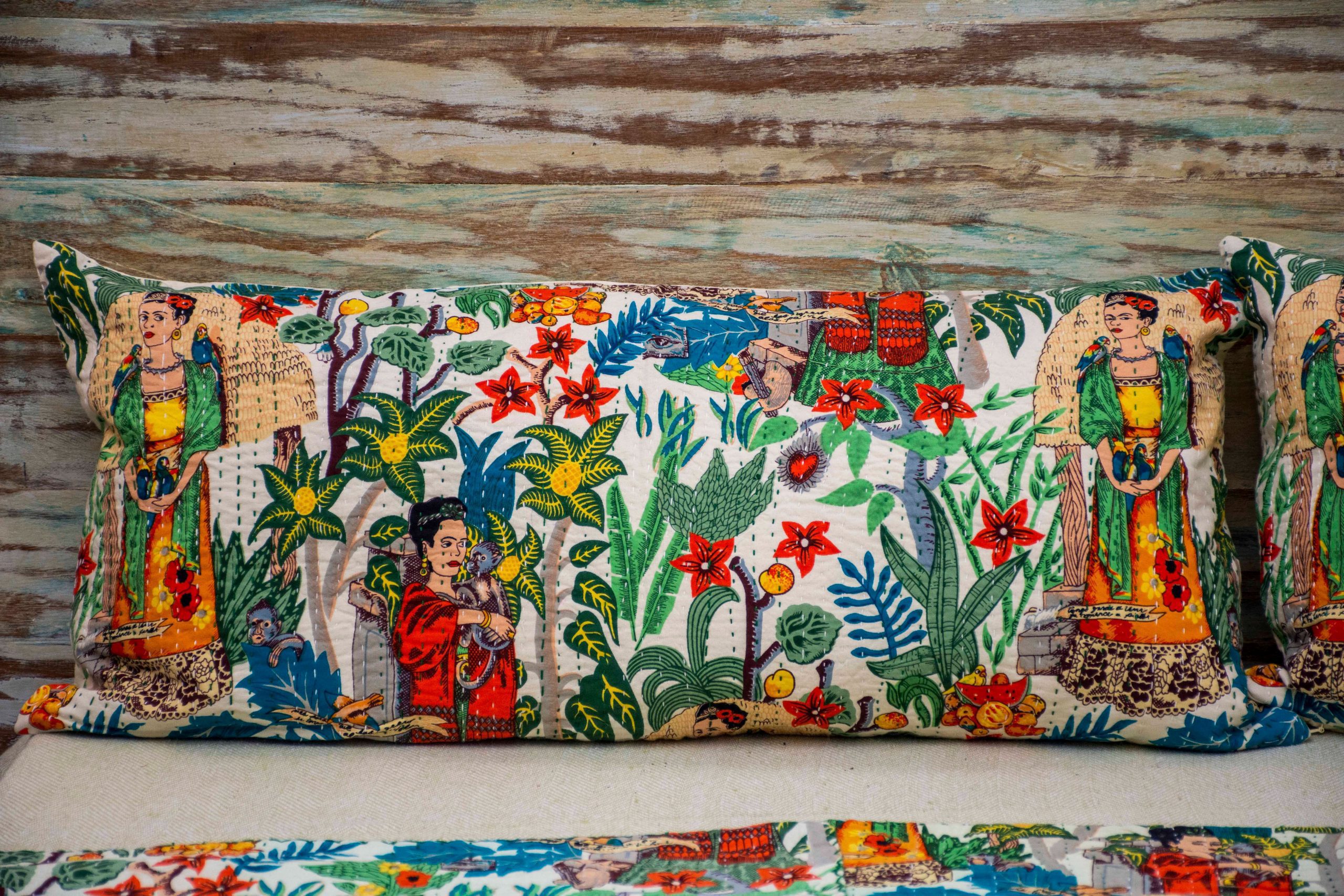 LEO - PILLOW COVER STITCHED FRIDA PRINT GUDARI 80 X 35 CM