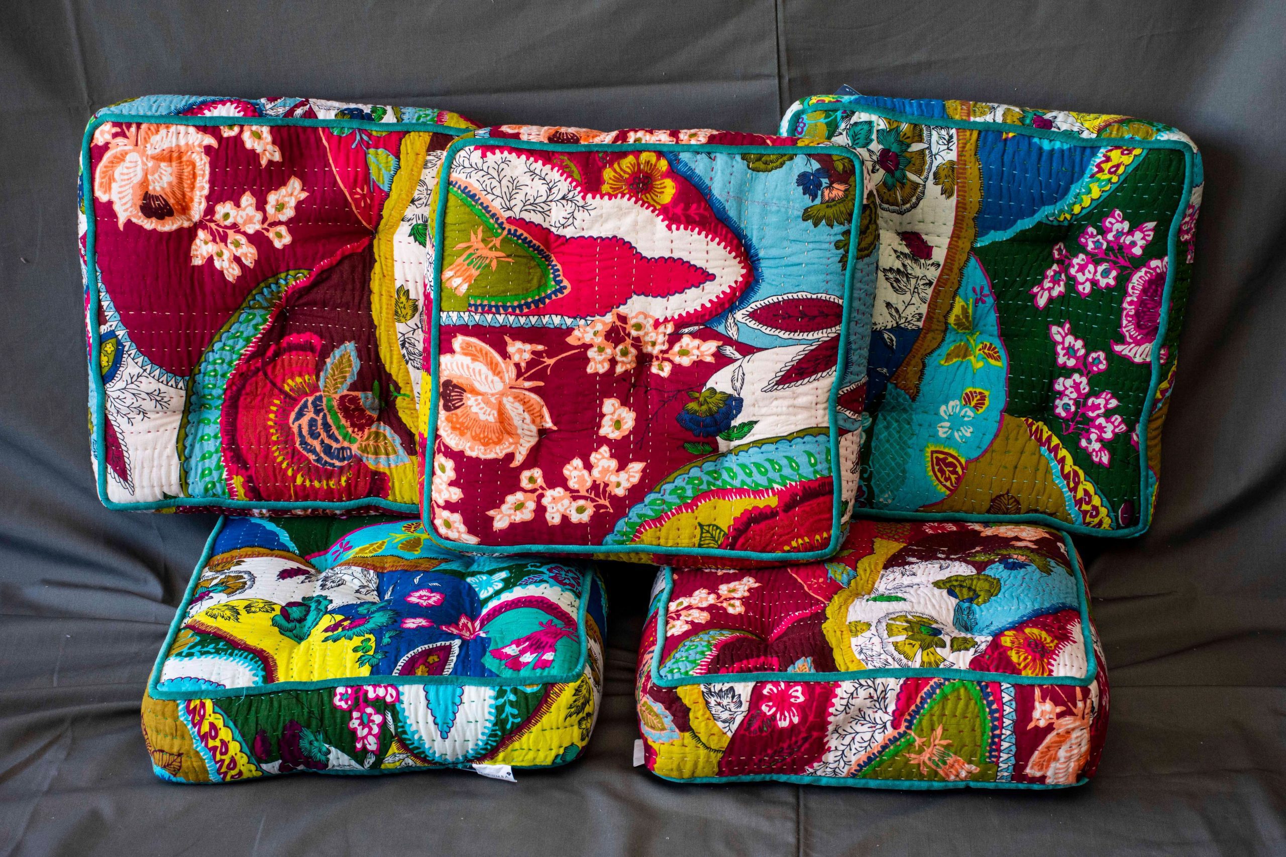 GABRIELLE - POUFFE GADDI PRINTED GUDARI 40 X 40 X H 10 CM