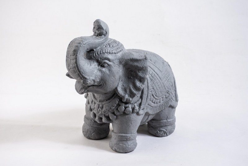 KAMPALA - ELEPHANT STATUE 30 H