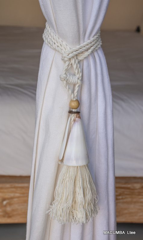 TASSEL CURTAIN CONE WHITE SHELL