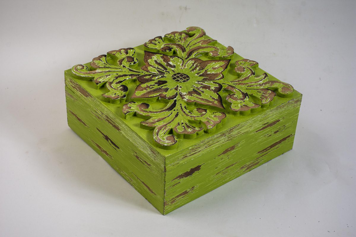 SOCOTRA - BOX WOOD MEDIUM GREEN WASH 25L X 25W X 10H