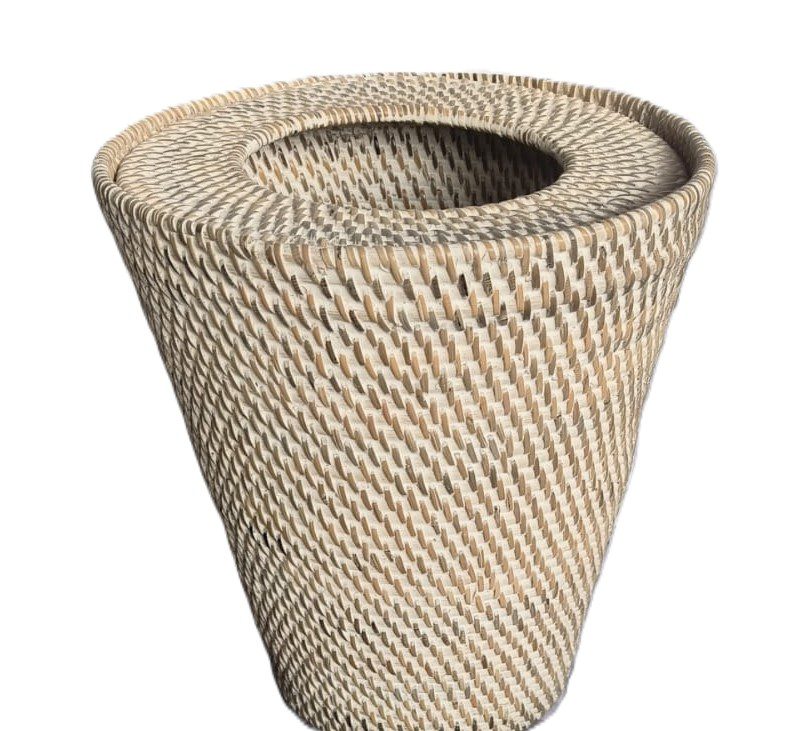DRIFTWOOD - DUSTBIN WITH LID WITH HOLE WHITE WASH RATTAN D30XH33