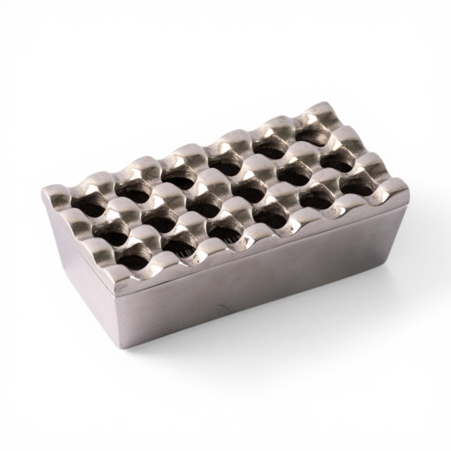 ELIJJA - ASHTRAY ALUMINIUM SQUARE SILVER 18 HOLES 14 X 7 X 5H