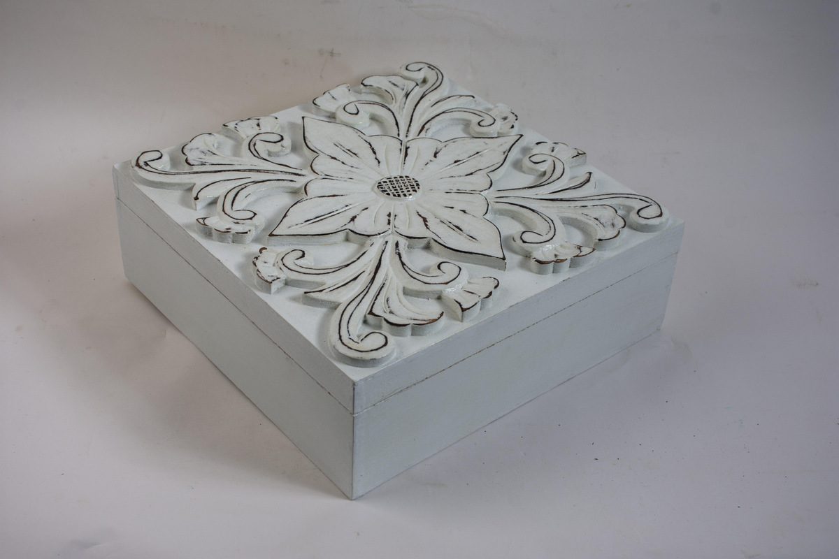 MAPUTO - BOX WOOD BIG WHITE 30L X 30W X 10 H