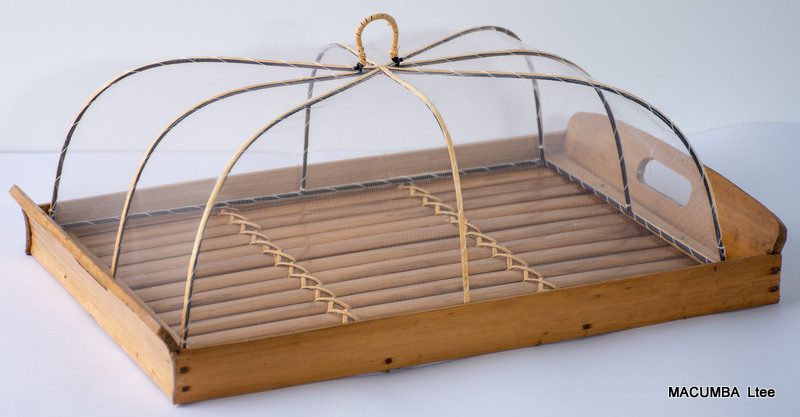TRAY RECTANGULAR WITH NET COVER NATURAL BAMBOO MEDIUM 36