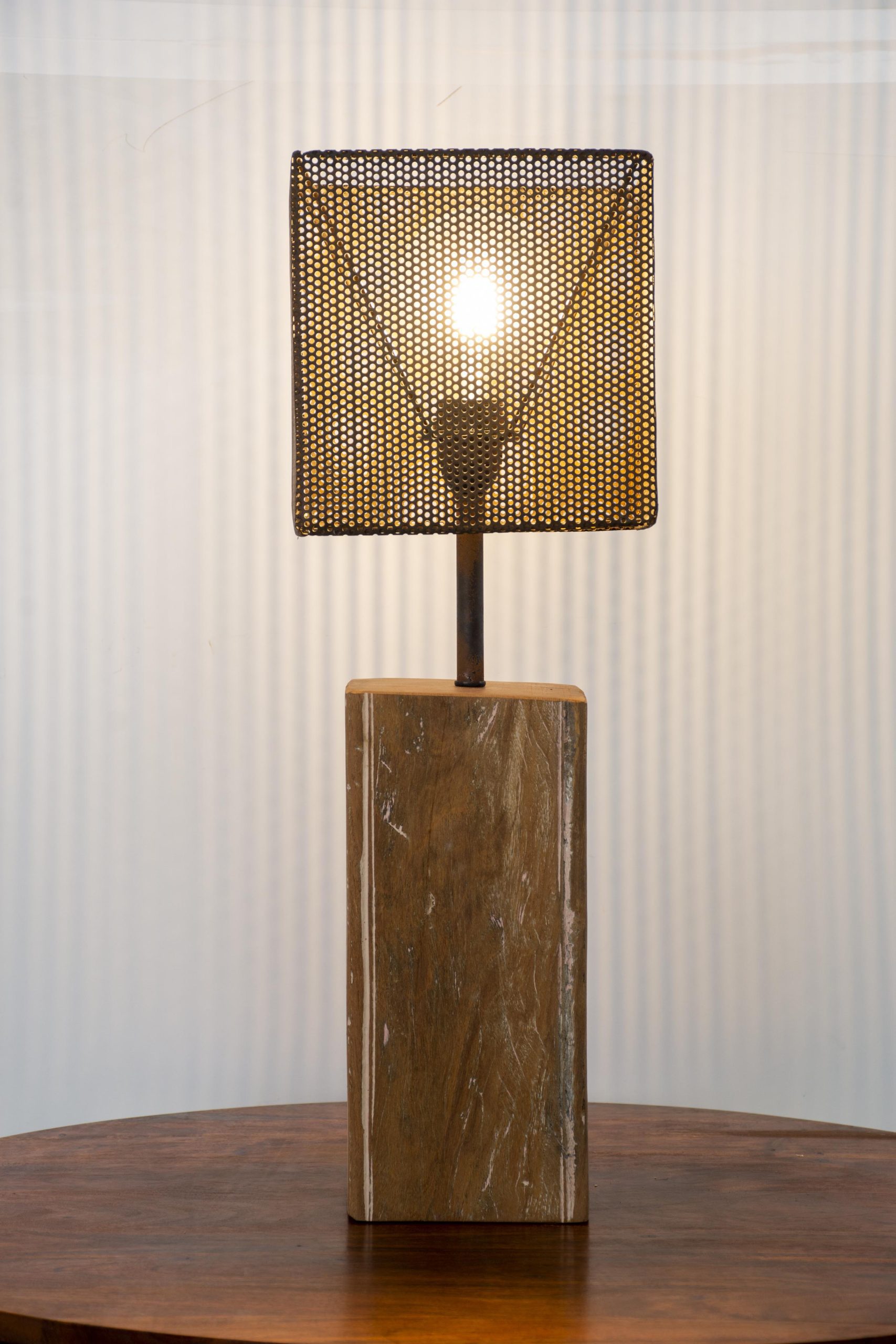 FENO - FENO - TABLE LAMP WOOD WITH METAL SHADE W 14 X 14 X H28 CM