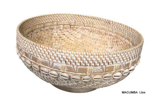 SARASI - BASKETS RATTAN ROUND WHITE WASH WITH SHELLS SMALL D20H10