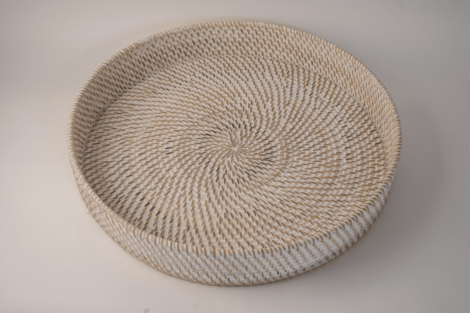 CAMEIA - TRAY RATTAN ROUND WHITE D45 MEDIUM