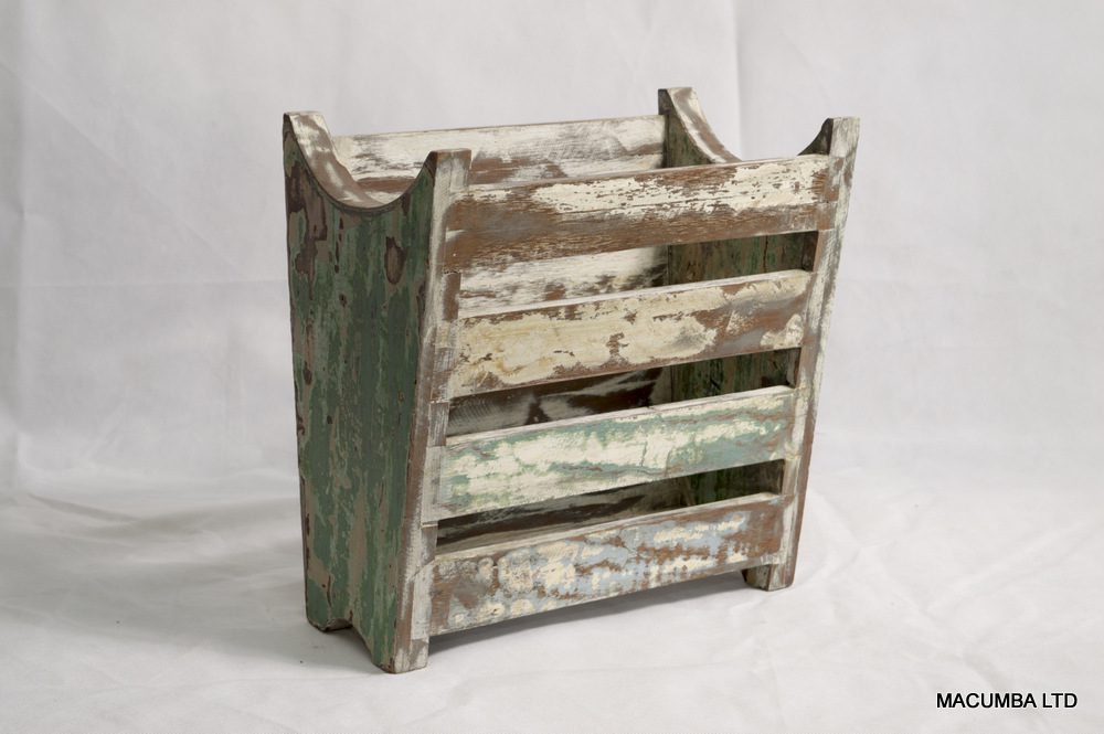 GENTIANE - MAGAZINE RACK IN SCRAP WOOD 36 X 20 X 32 CMS