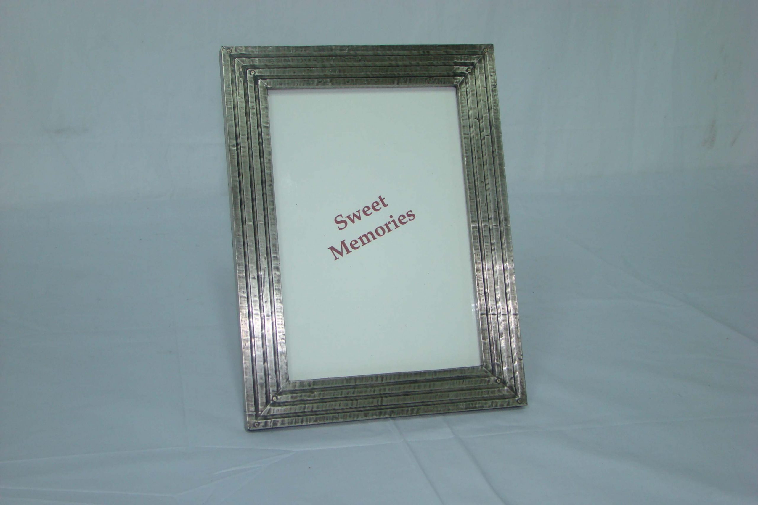 THEKKU - PICTURE FRAME ANTIK WOOD 22 X 17 CM