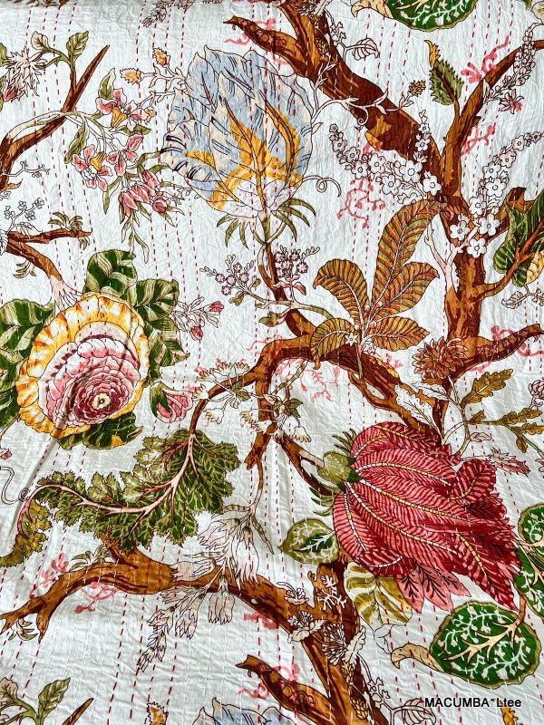 GUDARI - BEDCOVER CREAM PRINTED FLOWER 210X260