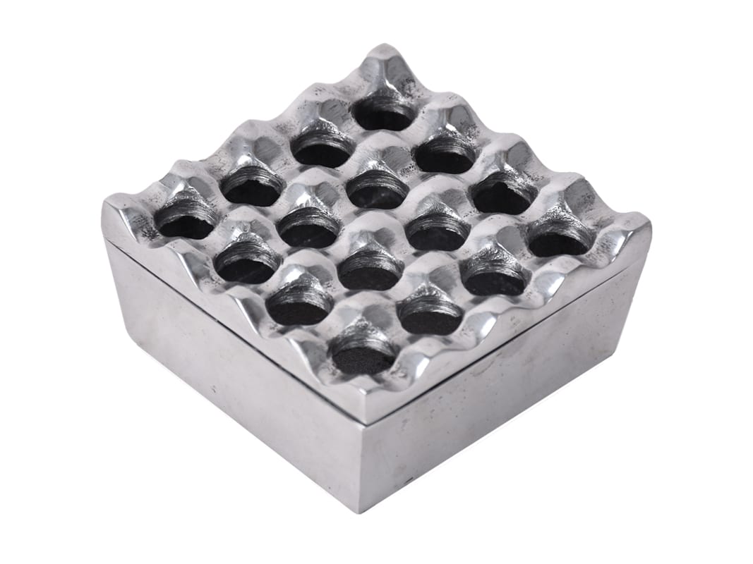 PRESLEY - ASHTRAY METAL SQUARE 16 HOLES 9 X 9 X H4