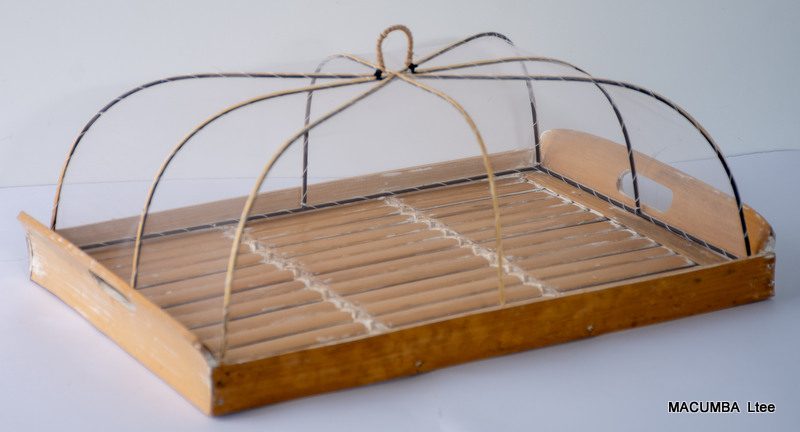 TRAY RECTANGULAR WITH NET COVER WHITE WASH BAMBOO LARGE 43×27