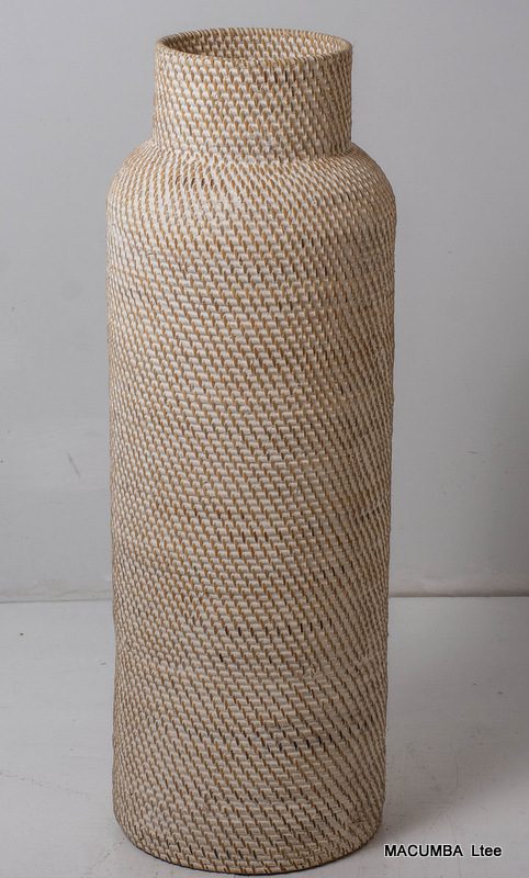 VASE WHITE RATTAN MEDIUM D25XH