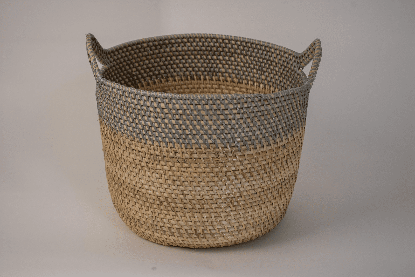 MARLO - BASKET NATURAL MEDIUM WITH GREY BORDER D30XH24
