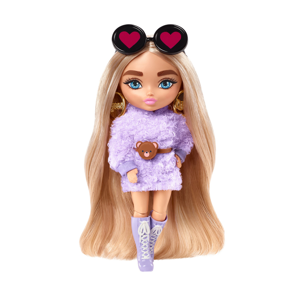 Poupée Barbie Extra Mini robe velours