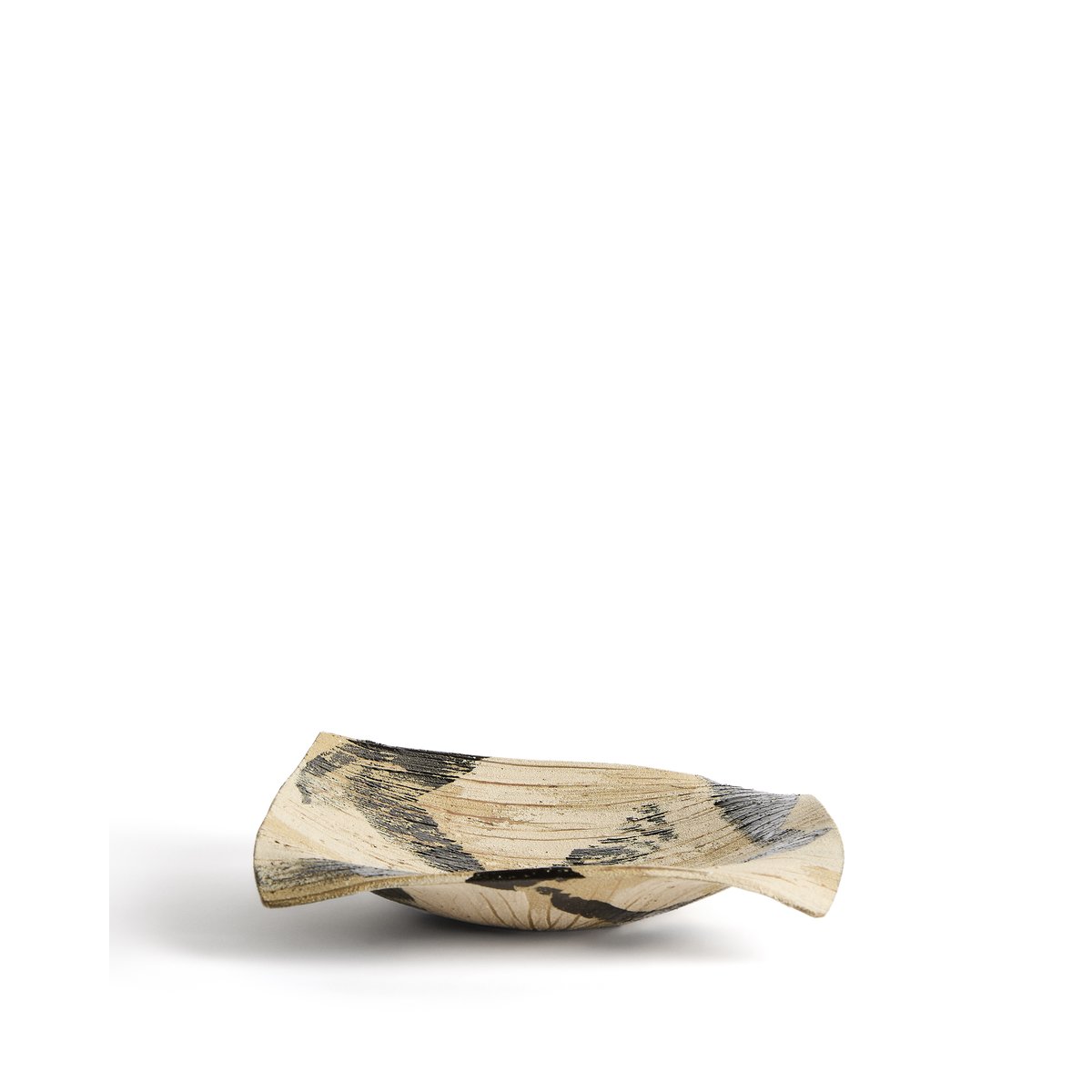 Dirva brown ceramic centrepiece 37 x 37cm