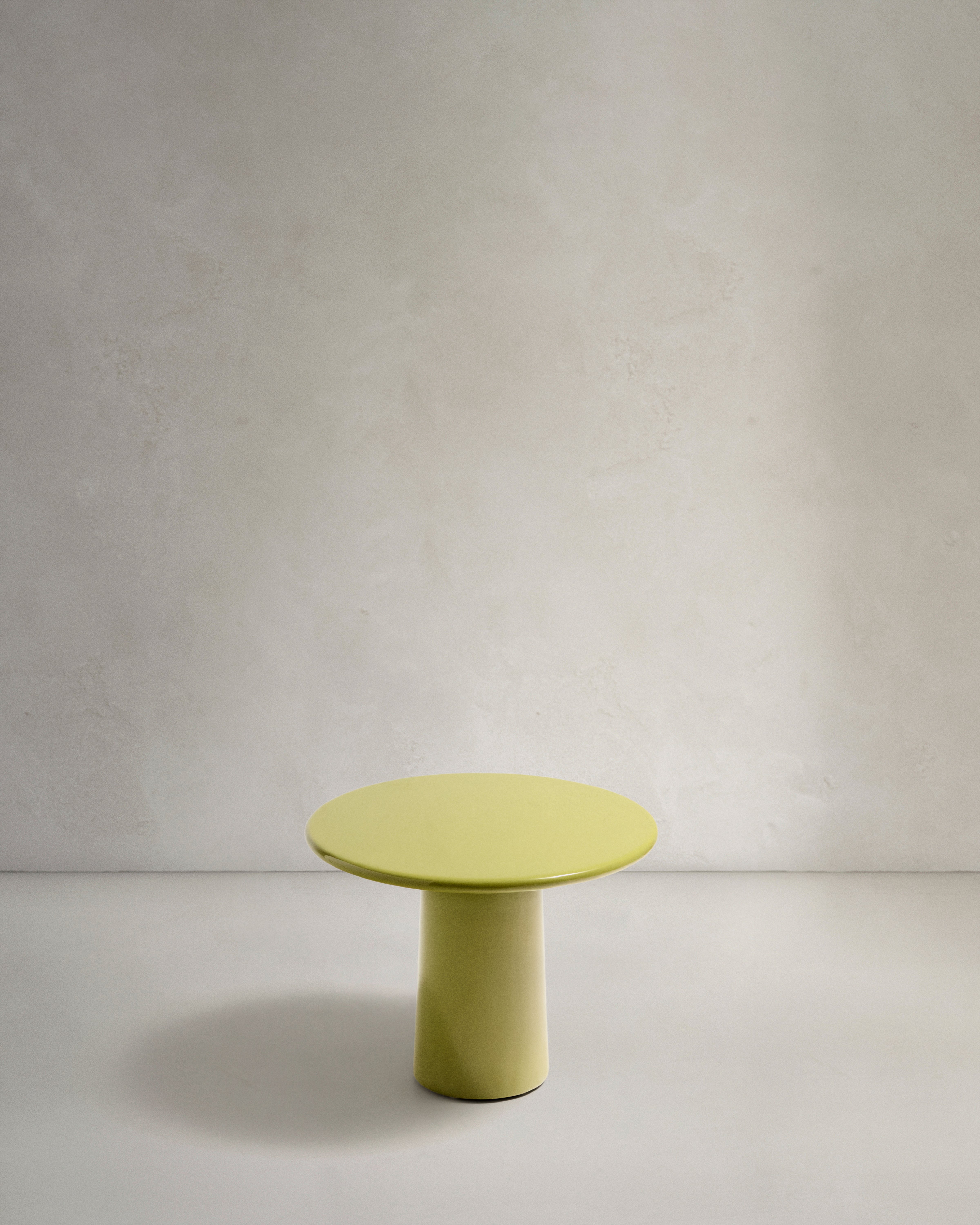 Albanella coffee table in cement with glossy green finish 65cm