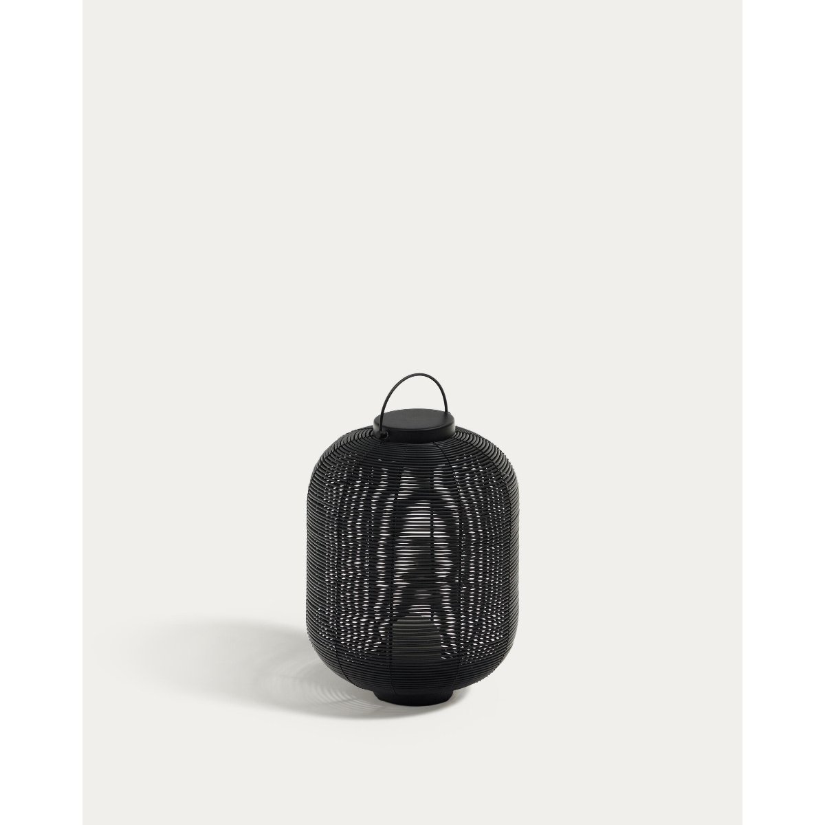 Saranella portable table lamp in black polyrattan