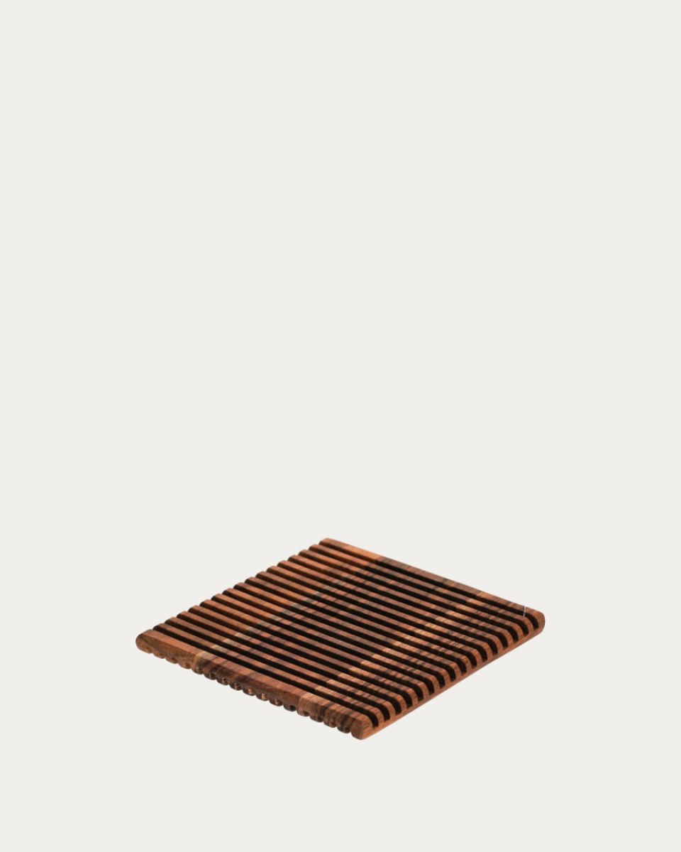 Melia trivet