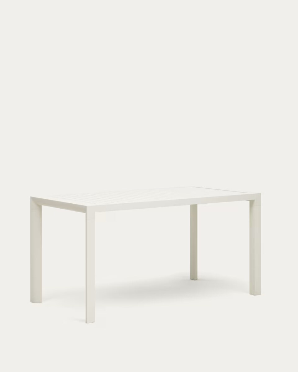 Culip aluminium outdoor table in powder coated white finish. 150 x 77 cm