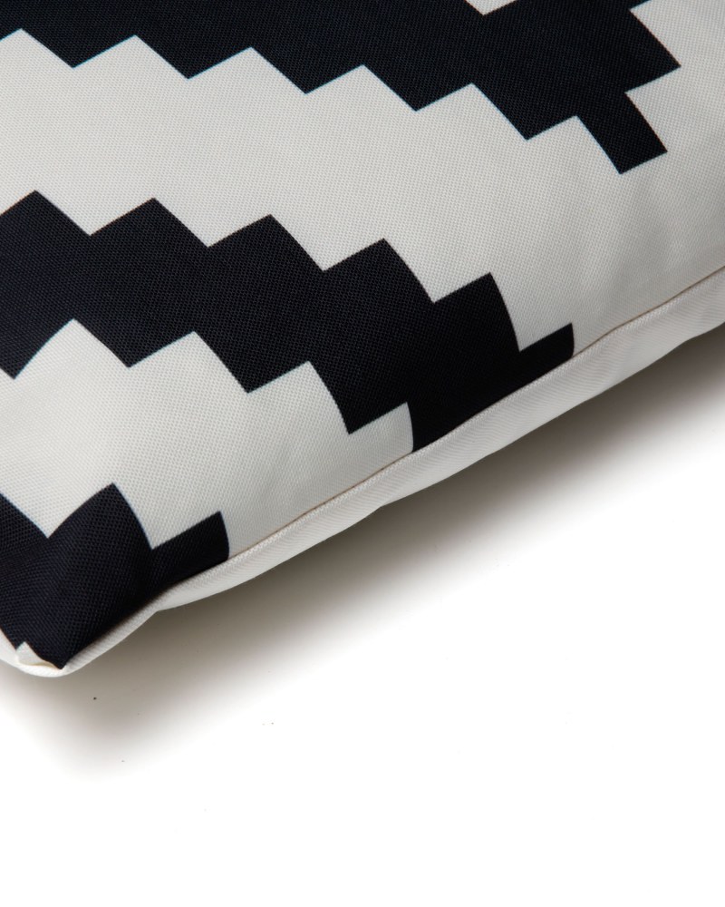 ALL cushion cover 45x45 fabric white black
