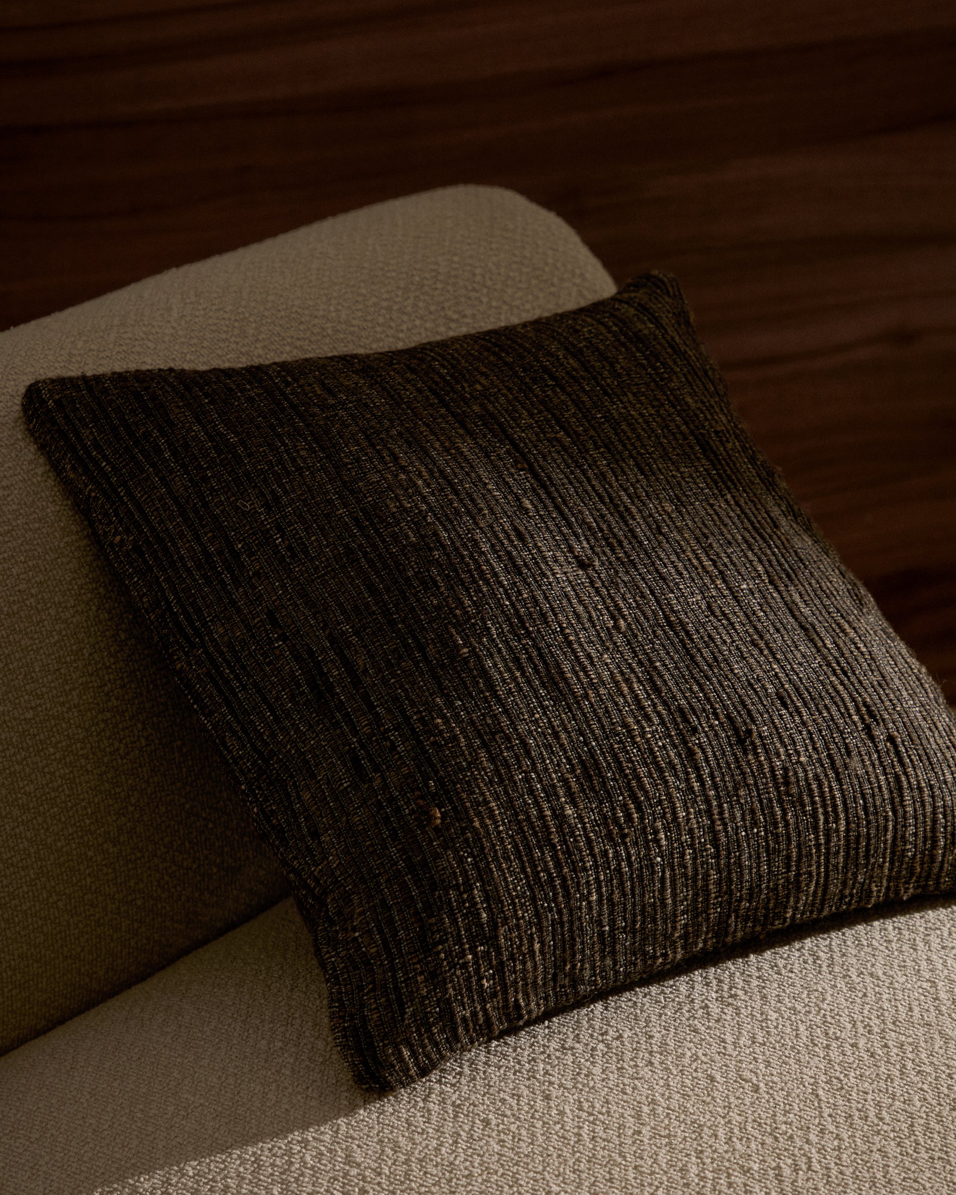 Gulbe cushion cover in multi-coloured silk and cotton. 45 x 45 cm