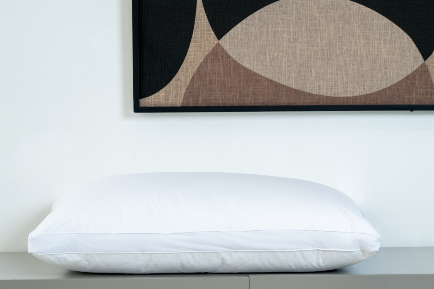 THE ESSENTIAL 1.0 PILLOW COMFY WHITE BORDER 500*750mm WITHOUT MESH  1600 gr